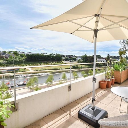 Un Appartement Penthouse D'Exception Sur Le Port De 瓦讷 外观 照片